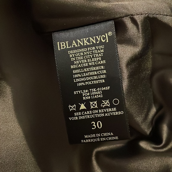 BLANK NYC Suede French Grey Mini Skirt Fully Lined Welt Pockets Back Zipper 30 - Picture 5 of 6